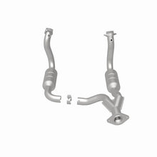 Load image into Gallery viewer, Magnaflow Direct Fit Converter fits 2008-2010 Ford F-250 Super Duty 5.4L / 2008-2010 Ford F-350 Super Duty - Additional Vi...