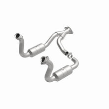 Load image into Gallery viewer, Magnaflow Direct Fit Converter fits 2008-2010 Ford F-250 Super Duty 5.4L / 2008-2010 Ford F-350 Super Duty - Additional Vi...