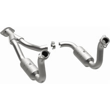 Load image into Gallery viewer, Magnaflow Direct Fit Converter fits 2008-2010 Ford F-250 Super Duty 5.4L / 2008-2010 Ford F-350 Super Duty - Additional Vi...