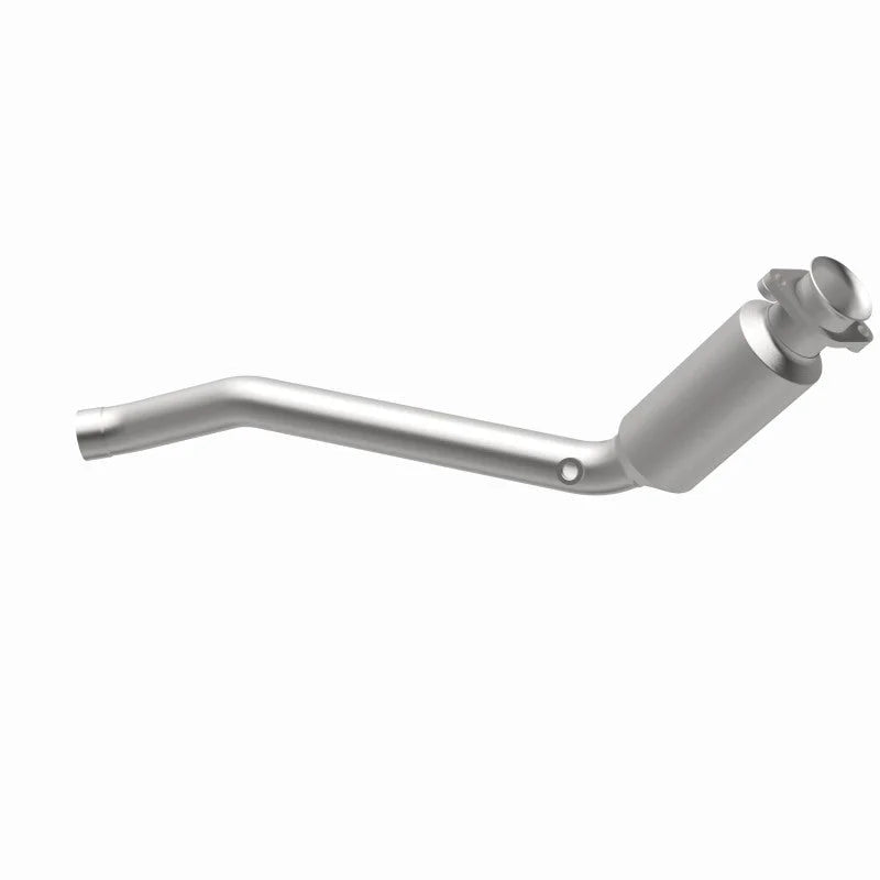 Magnaflow Direct Fit Converter fits 2010-2013 Land Rover LR4 / 2010-2013 Land Rover Range Rover SPORT 5.0L - Side View