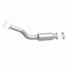 Load image into Gallery viewer, Magnaflow Direct Fit Converter fits 2012-2016 GMC Sierra 2500 Hd / 3500 Hd (denali / Wt) / 2008-2015 Nissan Rogue 2.5L (s ...