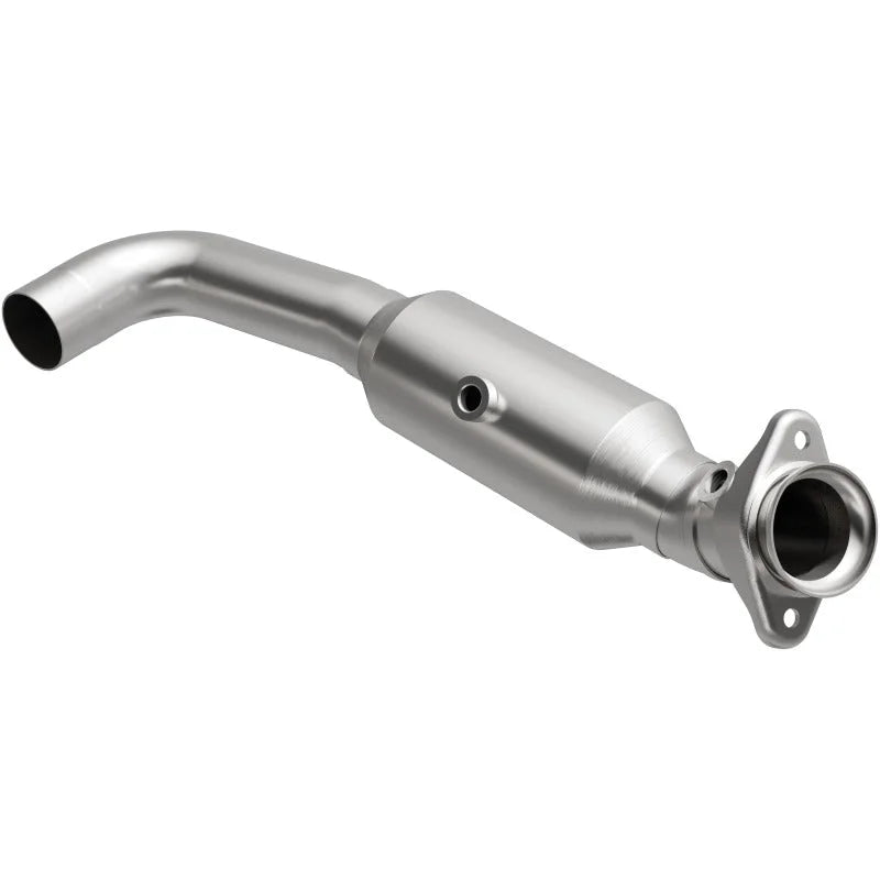 Magnaflow Direct Fit Converter fits 2015-2017 Ford F-150 5.0L / 2015-2016 Ford F-150 KING RANCH 5.0L / 2016 Ford F-150 Ssv...