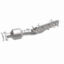 Load image into Gallery viewer, Magnaflow Direct-Fit Right Manifold Catalytic Converter fits 2016-2021 Infiniti QX80 / 2017-2022 Nissan Armada / 2018-2021...