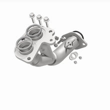 Load image into Gallery viewer, Magnaflow Front Pipe Kit fits 1995-2000 Toyota Tacoma 3.4L - Installation View