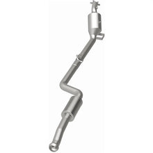 Load image into Gallery viewer, Magnaflow OEM Grade Direct Fit Catalytic Converter fits 2011-2012 Mercedes-Benz C300 / 2011-2012 Mercedes-Benz C300 4MATIC...