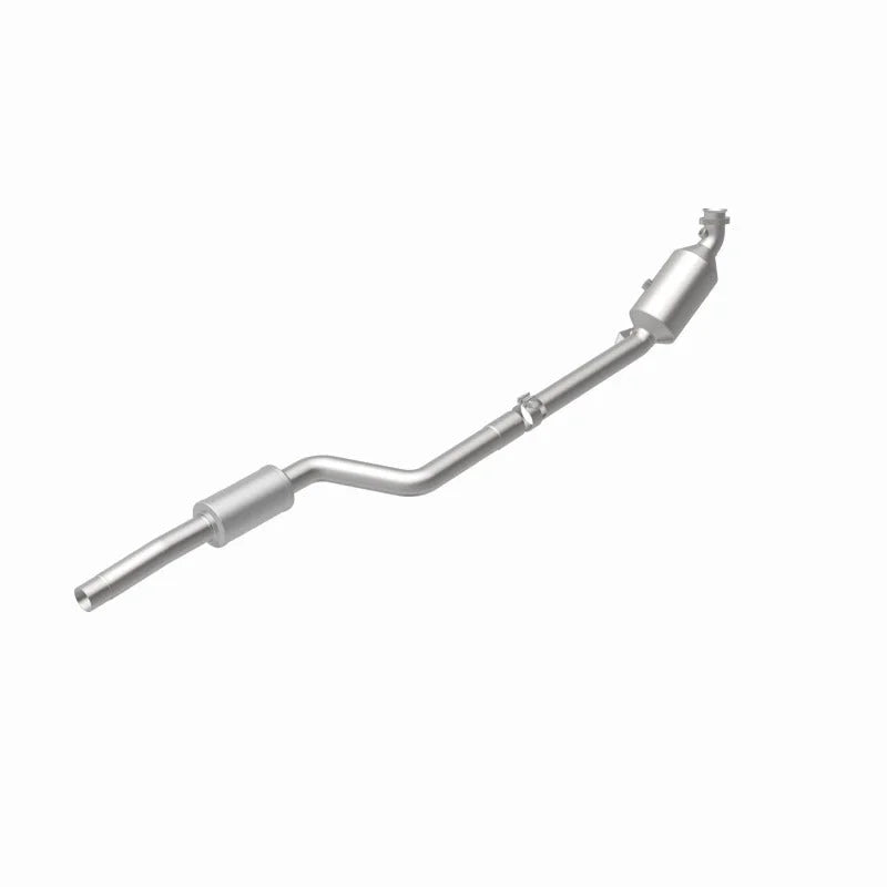 Magnaflow OEM Grade Direct Fit Catalytic Converter fits Mercedes-Benz C300 / 2011-2012 Mercedes-Benz C300 4MATIC Luxury 3.0L