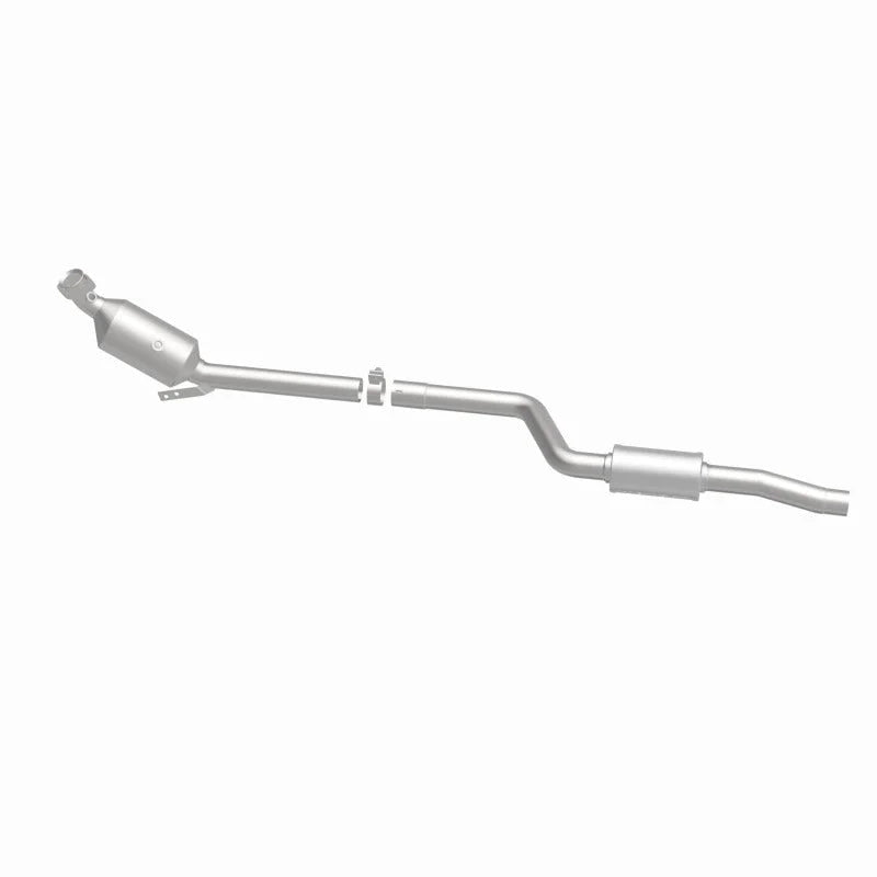 Magnaflow OEM Grade Direct Fit Catalytic Converter fits Mercedes-Benz C300 / 2011-2012 Mercedes-Benz C300 4MATIC Luxury 3.0L