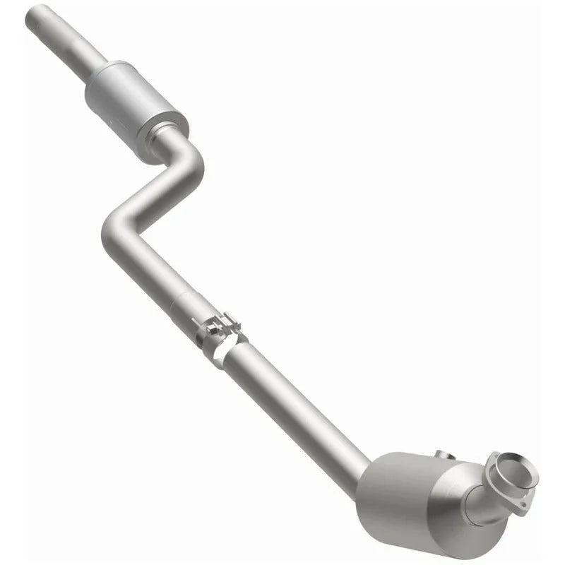 Magnaflow OEM Grade Direct Fit Catalytic Converter fits Mercedes-Benz C300 / 2011-2012 Mercedes-Benz C300 4MATIC Luxury 3.0L