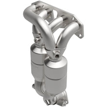 Load image into Gallery viewer, Magnaflow OEM Grade Direct Fit Federal Catalytic Converter fits 2007-2012 Nissan Sentra 2.5L / 2007-2012 Nissan Sentra SE-...