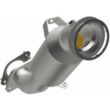 Load image into Gallery viewer, Magnaflow OEM Grade EPA Compliant Direct-Fit Catalytic Converter fits 2019-2023 Chevrolet Colorado / Silverado 1500 / Silv...