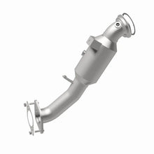 Load image into Gallery viewer, Magnaflow OEM Grade EPA Compliant Direct-Fit Catalytic Converter fits 2019-2023 Chevrolet Colorado / Silverado 1500 / Silv...