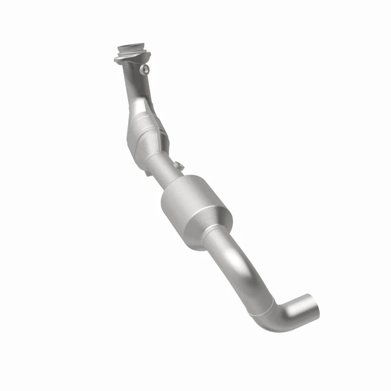 Magnaflow OEM Underbody Direct Fit Converter fits 2004-2006 Ford F-150 Stx V8 4.6L - Side View
