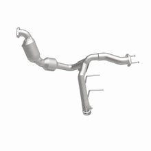 Load image into Gallery viewer, Magnaflow Right OEM Direct Fit Converter fits 2022-2023 Ford F-150 / 2021-2023 Ford F-150 Lariat 2.7L - Additional View 13