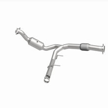 Load image into Gallery viewer, Magnaflow Right Underbody Direct Fit Catalytic Converter fits 2018-2021 Ford Expedition / 2020 2021 Ford Expedition KING /...