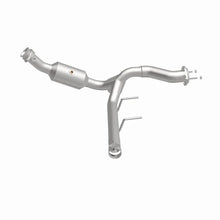 Load image into Gallery viewer, Magnaflow Right Underbody Direct Fit Converter fits 2021-2024 Ford F-150 5L - Additional View 9