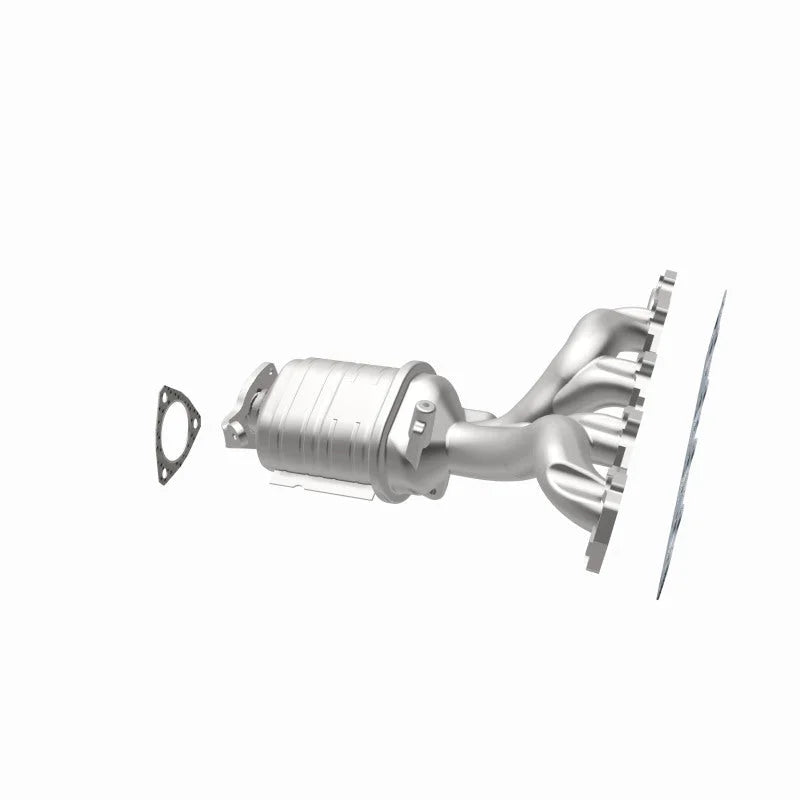 Magnaflow Underbody Direct Fit CARB Compliant Manifold Catalytic Converter fits 2008 Chevrolet Malibu Classic / 2008-2010 ...