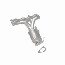Load image into Gallery viewer, Magnaflow Underbody Direct Fit CARB Compliant Manifold Catalytic Converter fits 2008 Chevrolet Malibu Classic / 2008-2010 ...