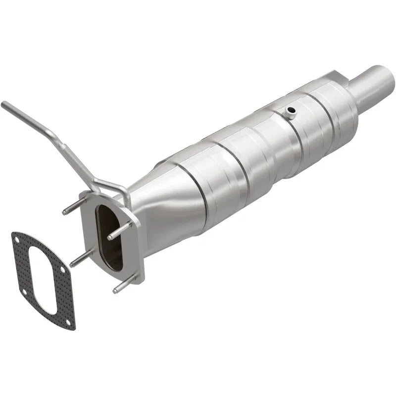Magnaflow Underbody Direct Fit Catalytic Converter fits 2009-2019 Ford F53 6.8L V10 - Main Product View