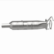Load image into Gallery viewer, Magnaflow Underbody Direct Fit Catalytic Converter fits 2009-2019 Ford F53 6.8L V10 - Additional View 9