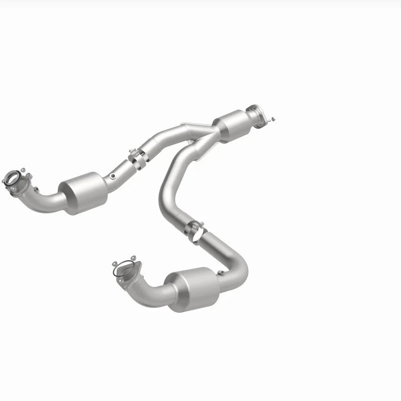 Magnaflow Underbody Direct Fit Catalytic Converter fits 2012-2020 Chevrolet Express 3500 / 2012-2020 GMC Savana 3500 6.0L - Installation Vi...