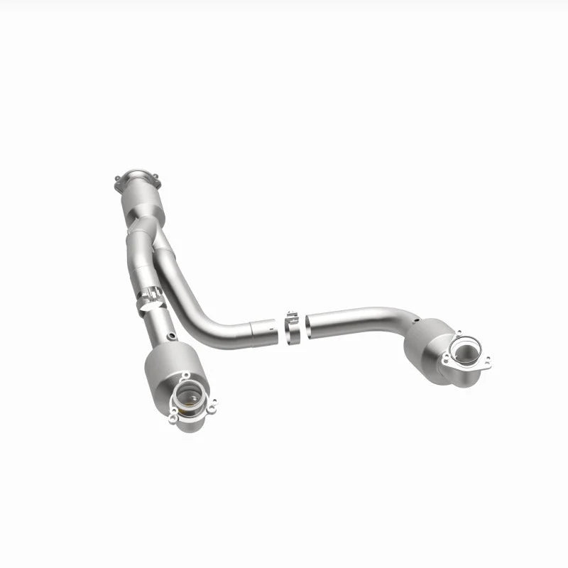 Magnaflow Underbody Direct Fit Catalytic Converter fits 2012-2020 Chevrolet Express 3500 / 2012-2020 GMC Savana 3500 6.0L - Additional View ...