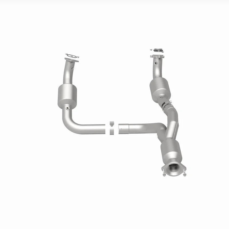 Magnaflow Underbody Direct Fit Catalytic Converter fits 2012-2020 Chevrolet Express 3500 / 2012-2020 GMC Savana 3500 6.0L - Additional View ...