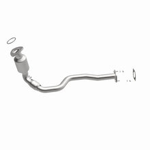 Load image into Gallery viewer, Magnaflow Underbody Direct Fit Converter fits 2007-2009 Chevrolet Equinox / Pontiac Torrent / Suzuki XL-7 3.6L - Additiona...