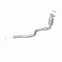 Load image into Gallery viewer, Magnaflow Underbody Direct Fit Converter fits 2007-2009 Chevrolet Equinox / Pontiac Torrent / Suzuki XL-7 3.6L - Additiona...
