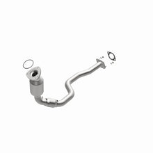 Load image into Gallery viewer, Magnaflow Underbody Direct Fit Converter fits 2007-2009 Chevrolet Equinox / Pontiac Torrent / Suzuki XL-7 3.6L - Additiona...