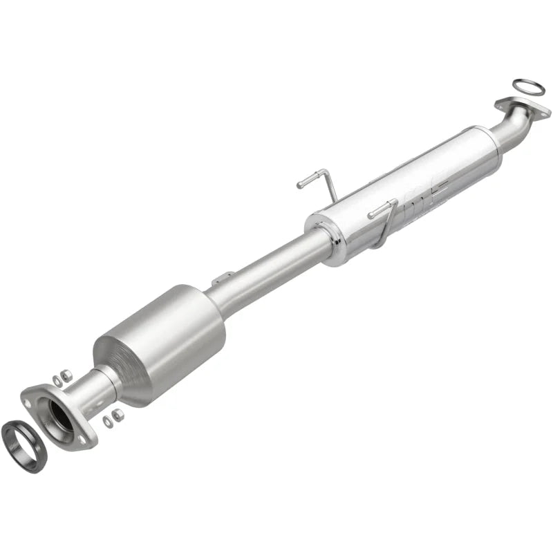 Magnaflow Underbody Direct Fit Converter fits 2007-2010 Toyota Sienna LE / 2007-2008 Toyota Sienna LIMITED 3.5L - Main Pro...