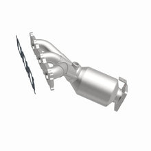Load image into Gallery viewer, Magnaflow Underbody Direct Fit Converter fits 2007-2010 Volvo XC90 3.2L - Additional View 10