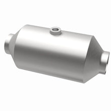 Load image into Gallery viewer, Magnaflow Universal 2.50 Mid O2 CA fits 2005 2006 Chrysler 300 / 2005 Chrysler 300 C / 2001-2005 Chrysler PT Cruiser / 200...