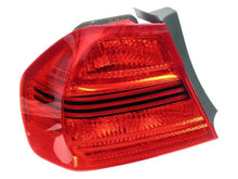Load image into Gallery viewer, Magneti Marelli Taillight LUS7112