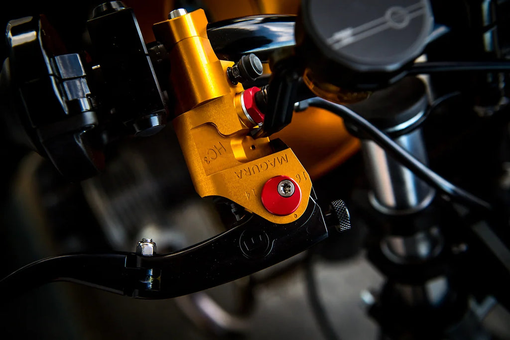 Magura Brake Master Cylinder - HC3 - 17 mm - 19 mm 2100299 - Side View