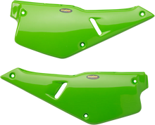 Load image into Gallery viewer, Maier Side Panel - Green 209103 - Main Product View