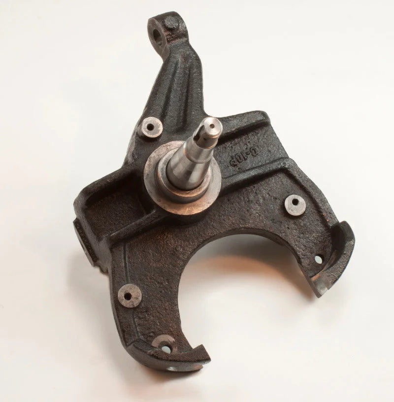 MaxTrac 73-87 Chevrolet C10 2WD 2.5in Front Lowering Spindles (1.25in Rotors) - Installation View