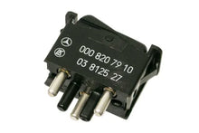 Load image into Gallery viewer, Mercedes-Benz A/C Switch A0008207910 - Main Product View