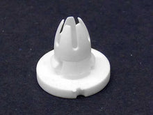 Load image into Gallery viewer, Mercedes-Benz Moulding Clip A0019883481