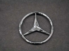 Load image into Gallery viewer, Mercedes-Benz Trunk Star A2037580058