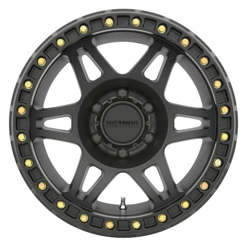 Method MR106 Beadlock 17x9 -44mm Offset 6x5.5 108mm CB Matte Black w/BH-H24125 Wheel - Side View