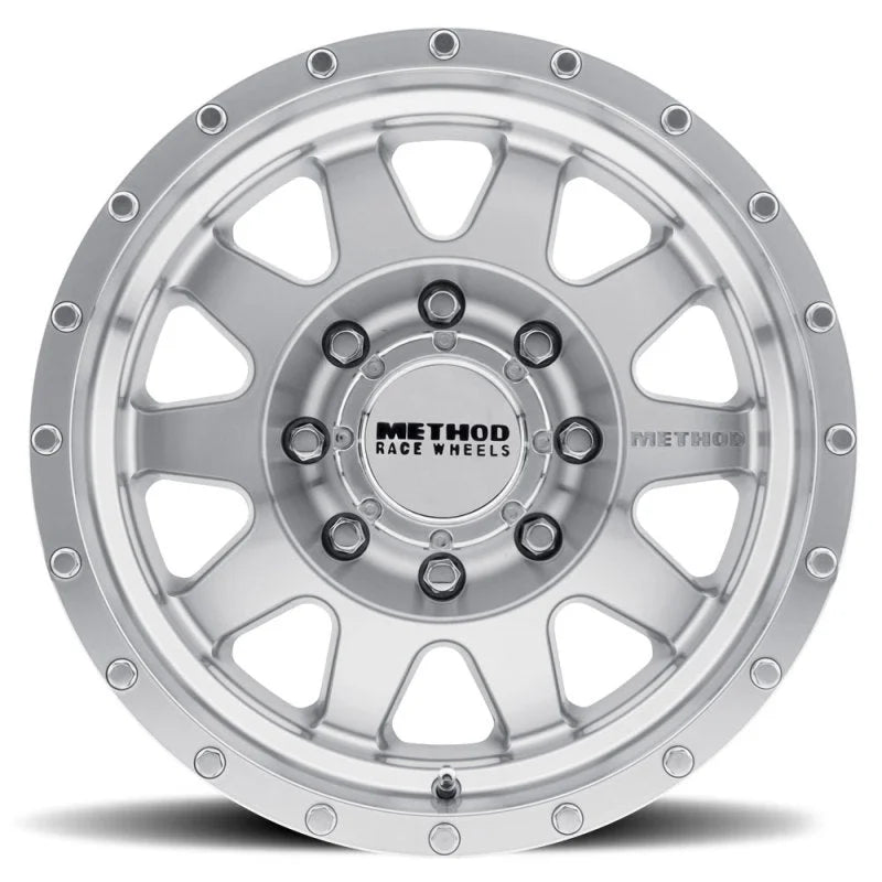 Method MR301 The Standard 18x9 +18mm Offset 8x6.5 130.81mm CB Machined/Clear Coat Wheel - Side View