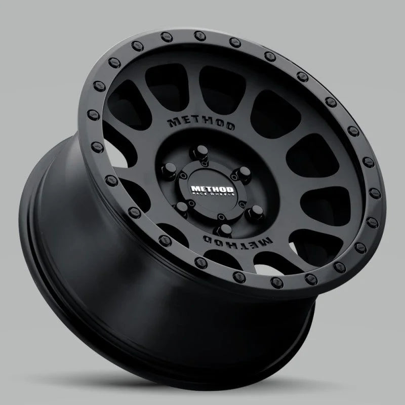 Method MR305 NV 17x8.5 0mm Offset 5x5 94mm CB Double Black Wheel - Side View