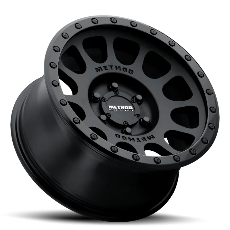 Method MR305 NV 17x8.5 0mm Offset 8x6.5 130.81mm CB Matte Black/Gloss Black Wheel - Main Product View