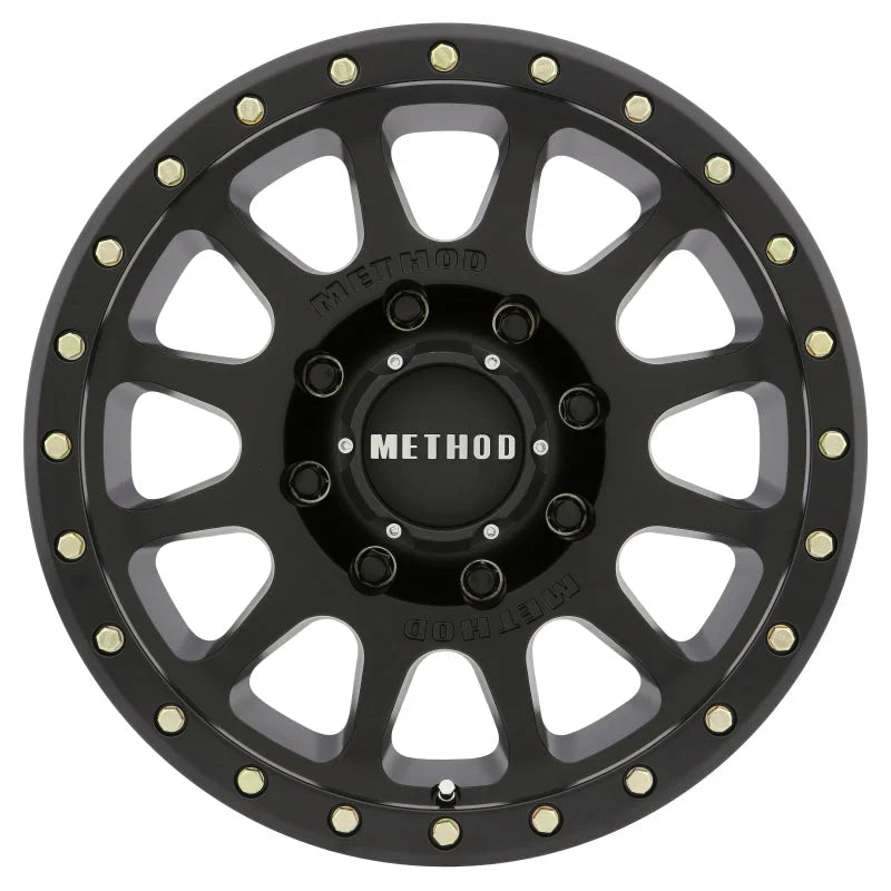 Method MR305 NV HD 18x9 +18mm Offset 8x180 130.81mm CB Matte Black Wheel - Side View