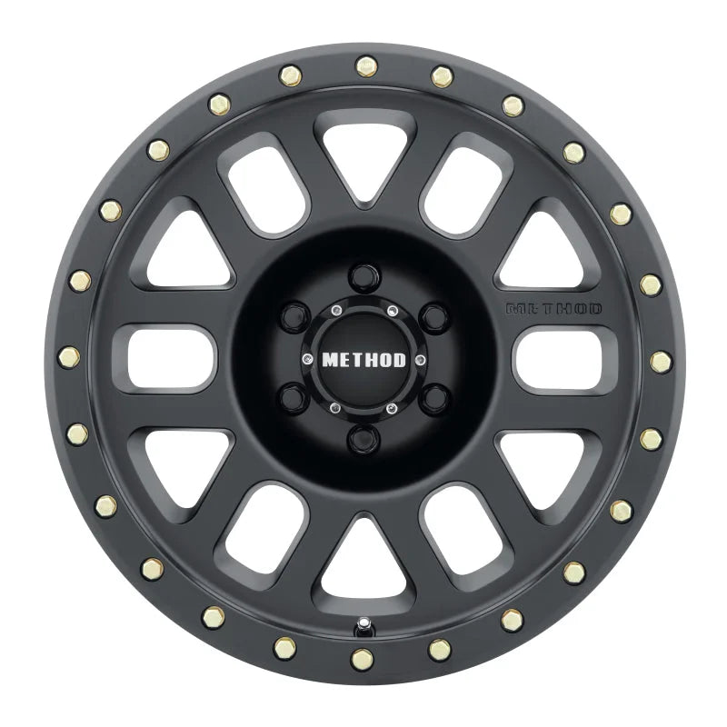 Method MR309 Grid 18x9 +18mm Offset 6x135 94mm CB Matte Black Wheel - Side View