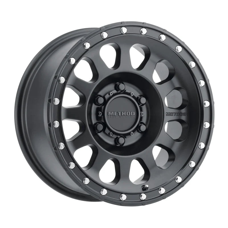 Method MR315 17x8.5 0mm Offset 6x120 67mm CB Matte Black Wheel - Main Product View