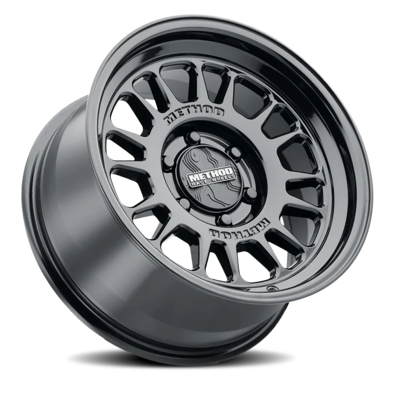 Method MR318 18x9 0mm Offset 6x5.5 106.25 Centerbore Gloss Black - Detail View