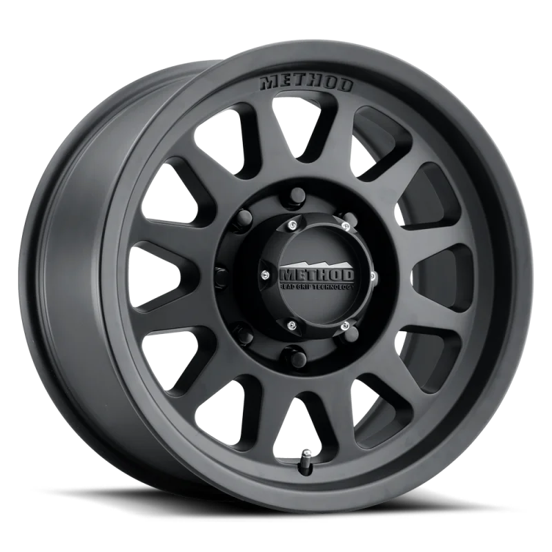 Method MR704 HD 17x9 18mm Offset 8x170 130.81mm CB Matte Black Wheel