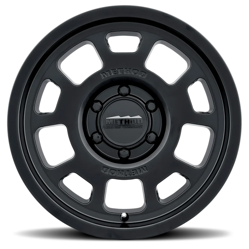 Method MR705 17x8.5 0mm Offset 5x5 71.5mm CB Matte Black Wheel - Side View