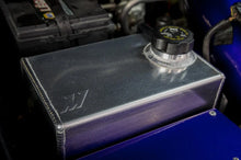Load image into Gallery viewer, Mishimoto 01-07 Chevy/GMC 6.6L Duramax Degas Tank - Black - Additional View 5